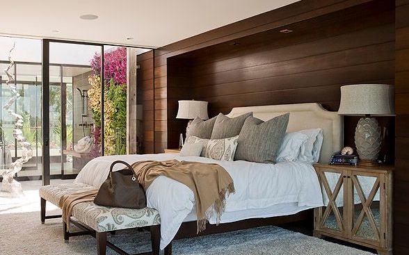 Classic Contemporary